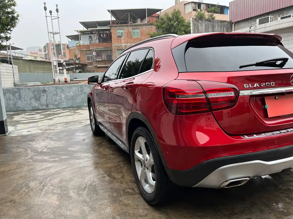 Mercedes-Benz GLA 2018 — фото 24