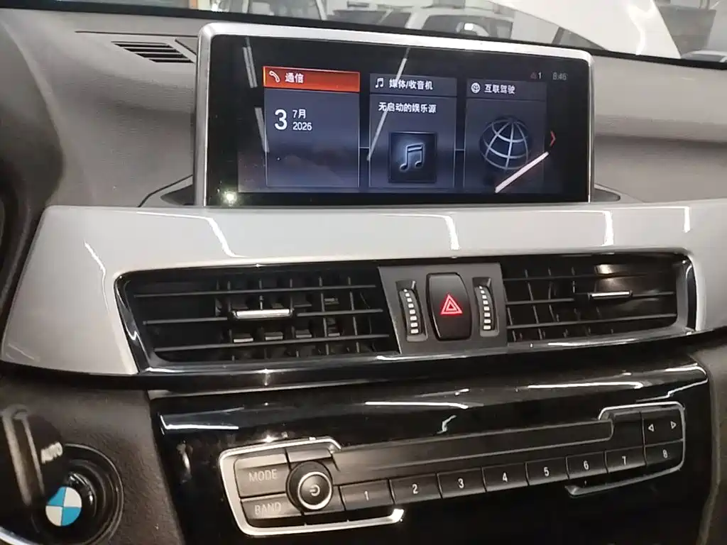 BMW X1 2018 — фото 13