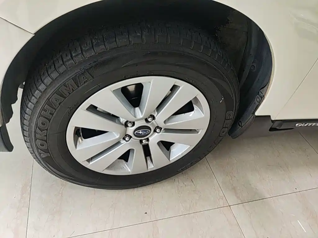 Subaru Outback 2018 — фото 23