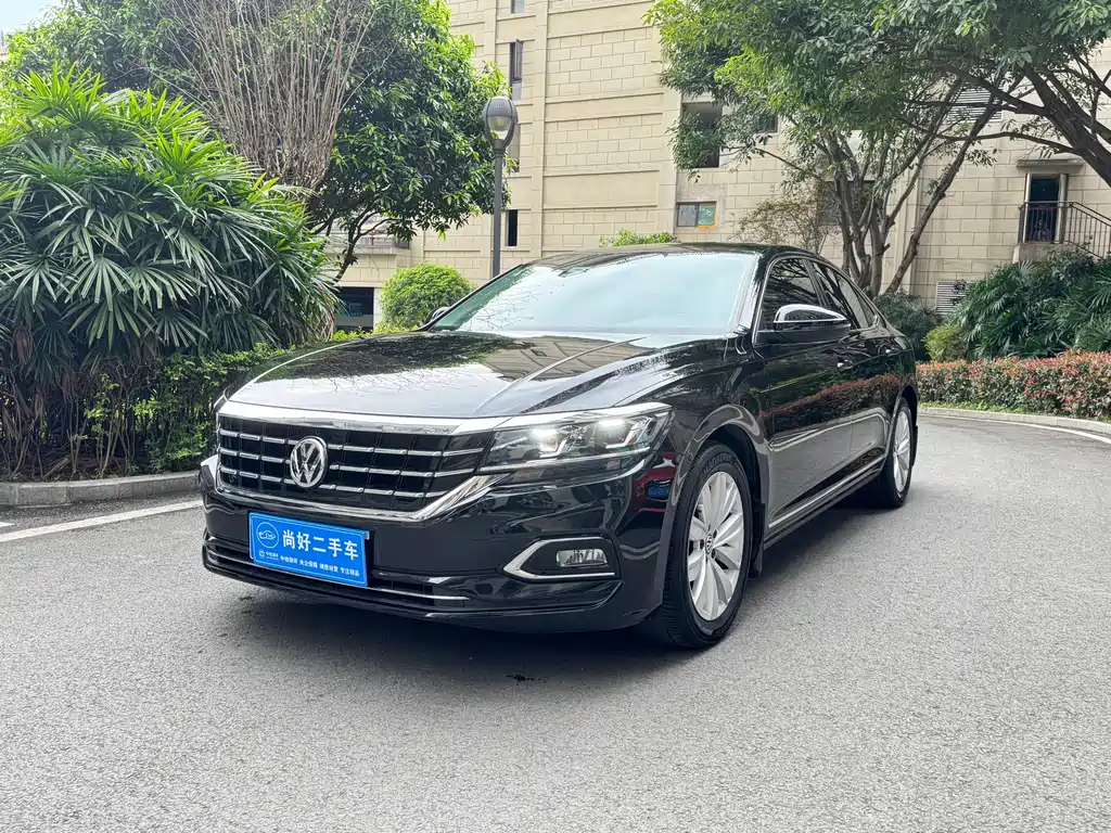 Volkswagen Passat 2020 — фото 1
