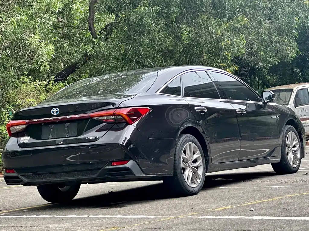 Toyota Avalon 2019 — фото 4
