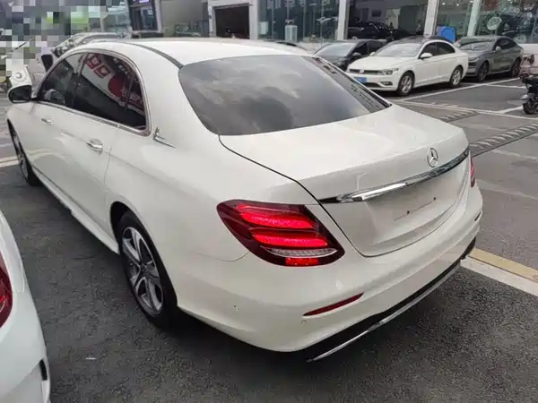 Mercedes-Benz E-Class 2019