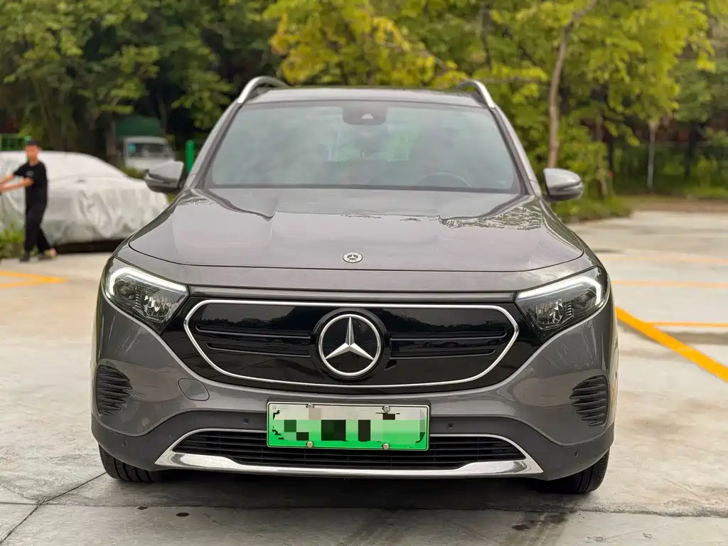 Mercedes-Benz EQB 2024