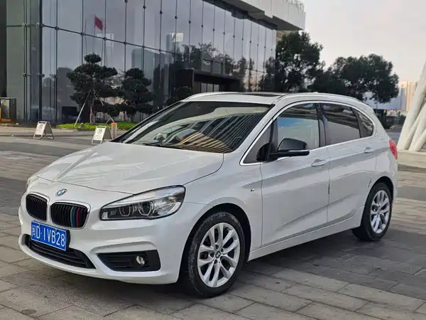 BMW 2 Series Station Wagon 2016