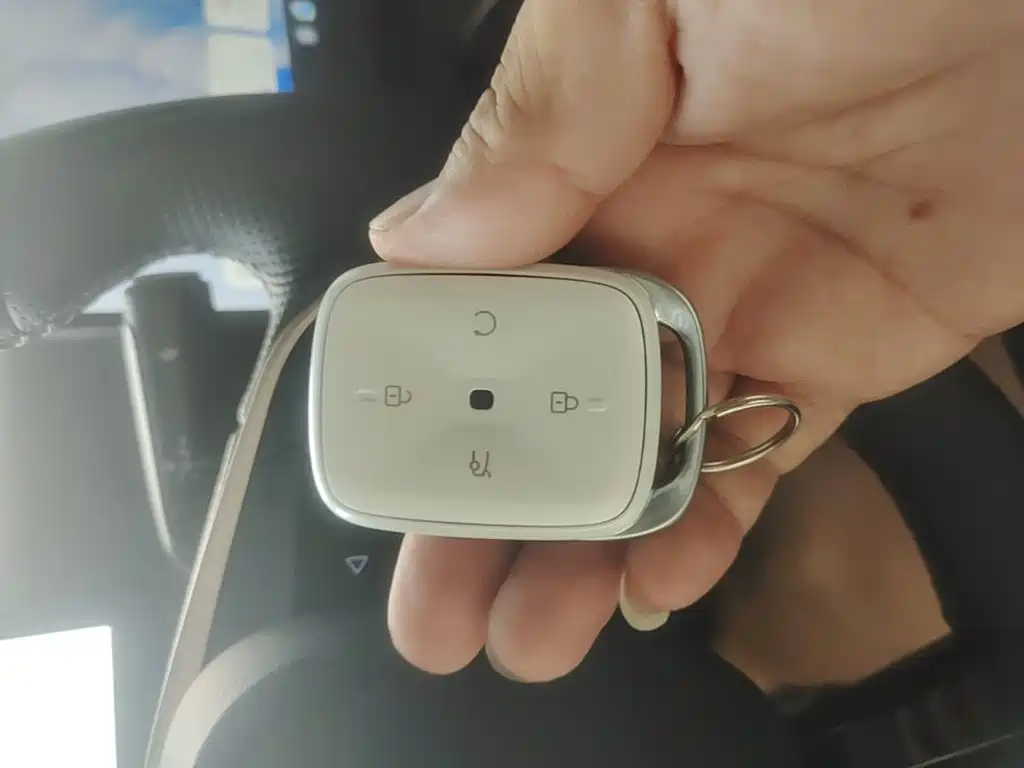 ARCFOX BeiTaT1 2026 — фото 9