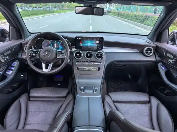 Mercedes-Benz GLC 2020