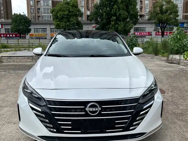 Nissan Teana 2023