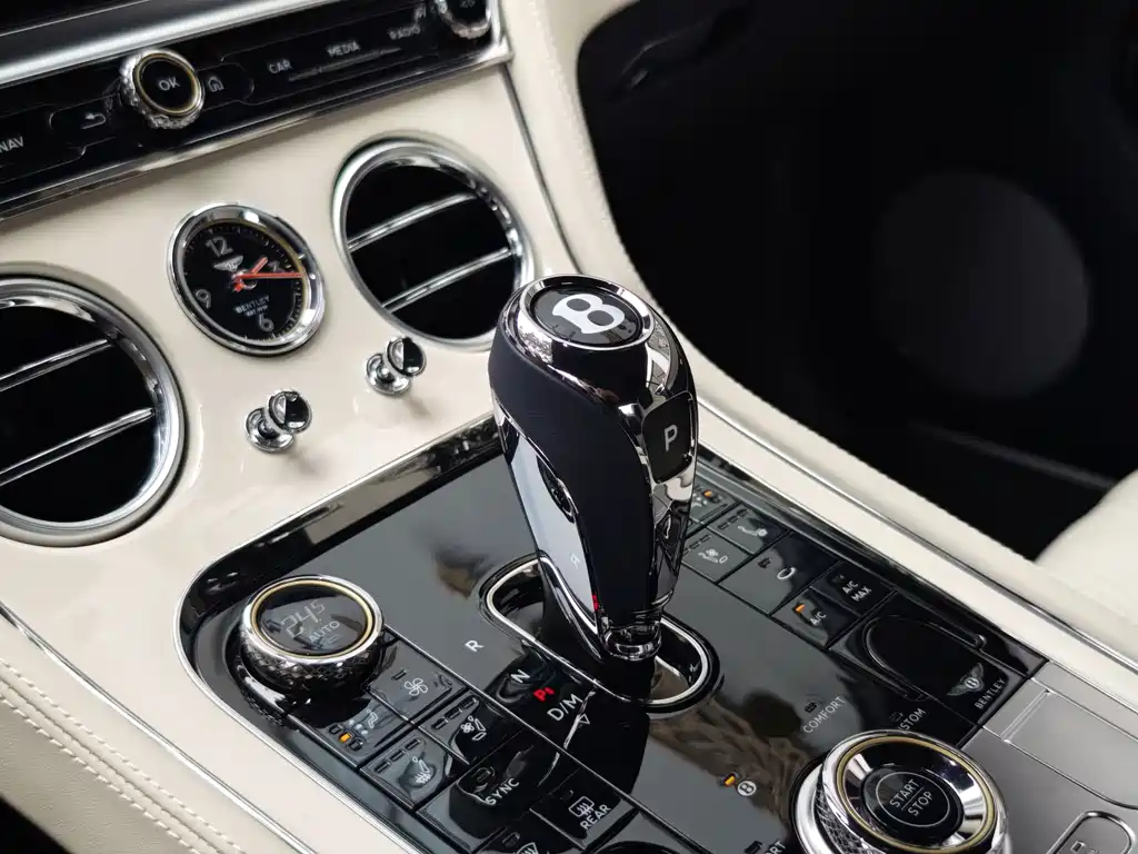 Bentley Continental — фото 11