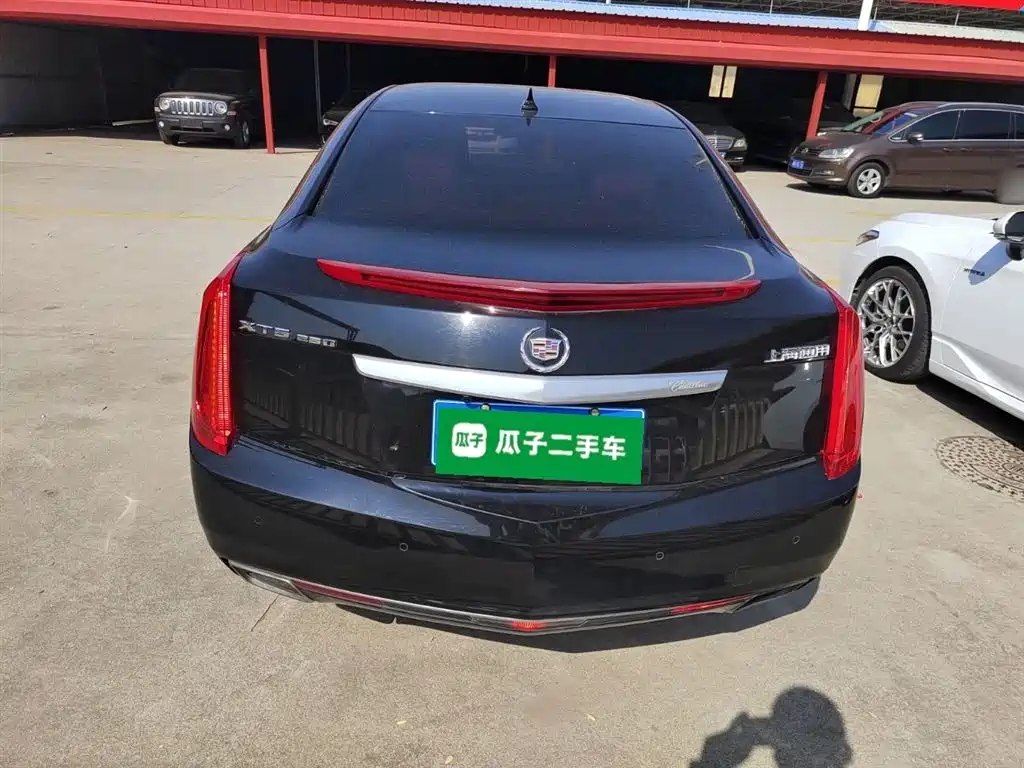 Cadillac XTS 2015 — фото 4