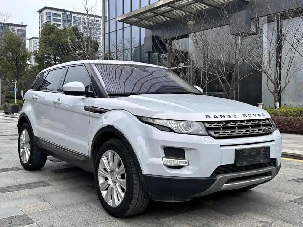 Land Rover Evoque 2015 — фото 3