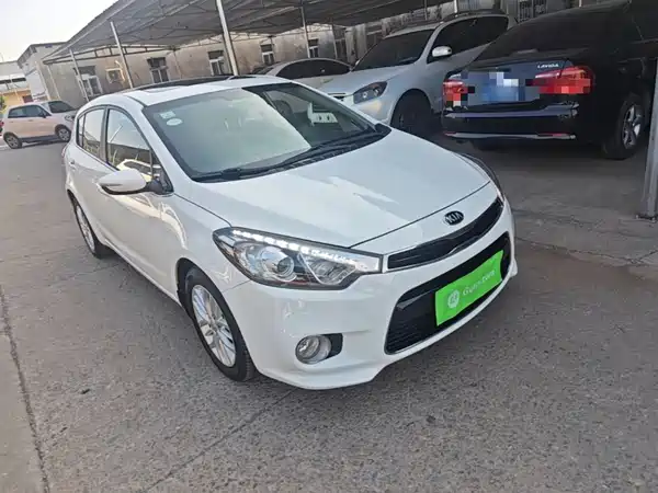 Kia K3S 2015