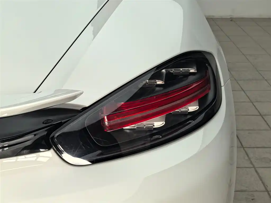 Porsche 718 2024 — фото 18