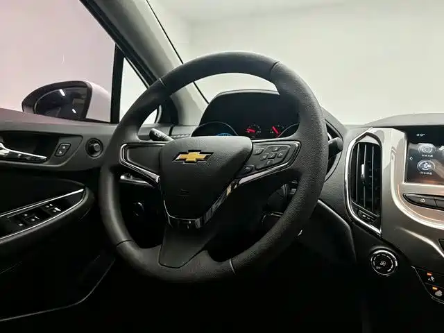 Chevrolet Cruze 2018 — фото 7