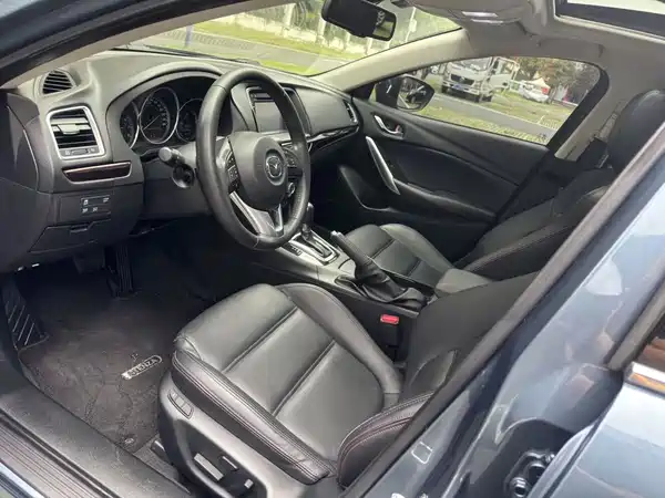 Mazda Atenza 2015