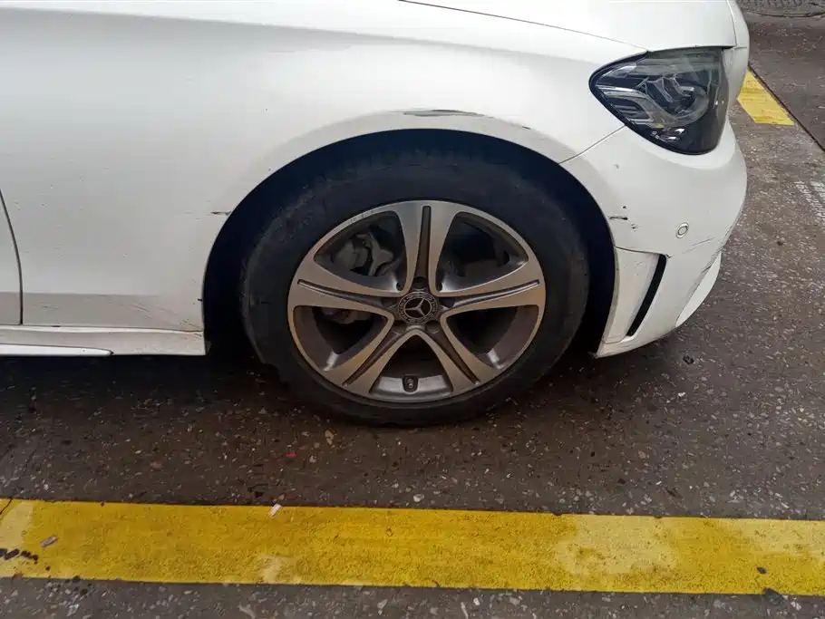 Mercedes-Benz C-Class 2020