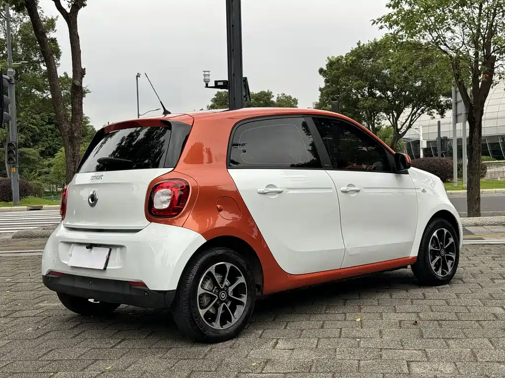 smart Forfour 2016 — фото 9