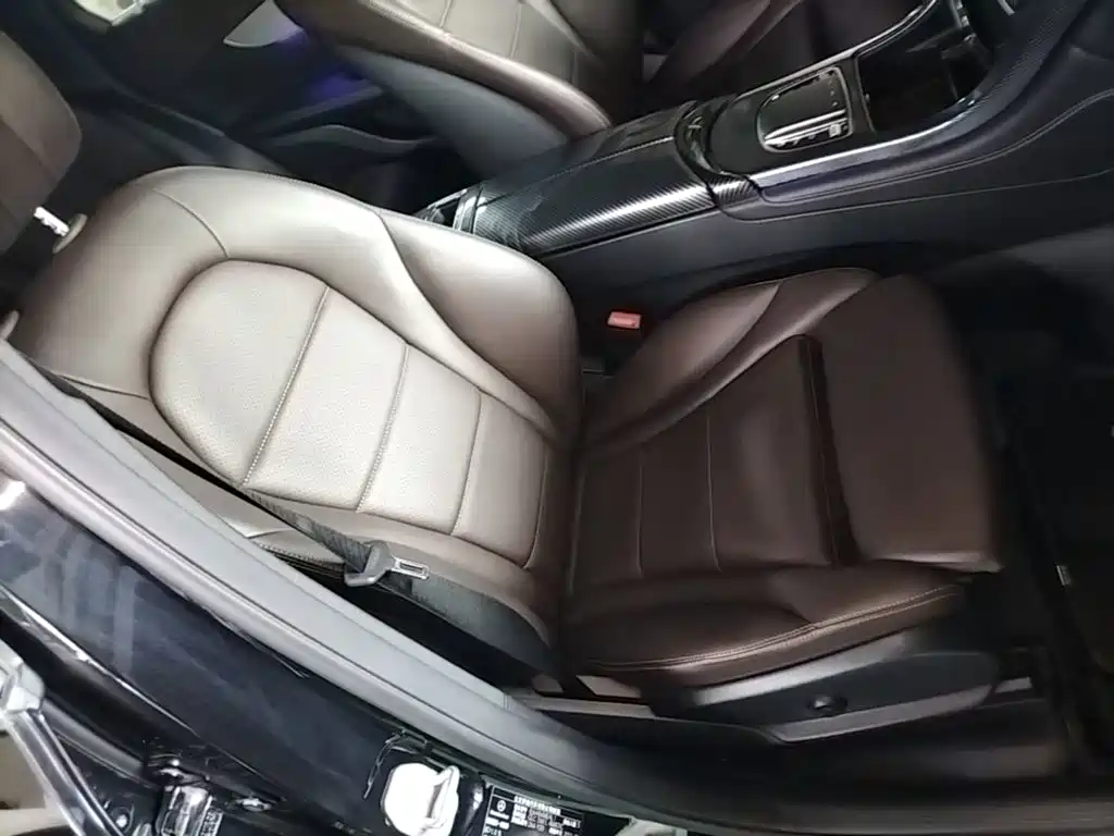 Mercedes-Benz GLC 2021 — фото 25