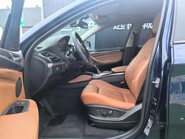BMW X6 2013