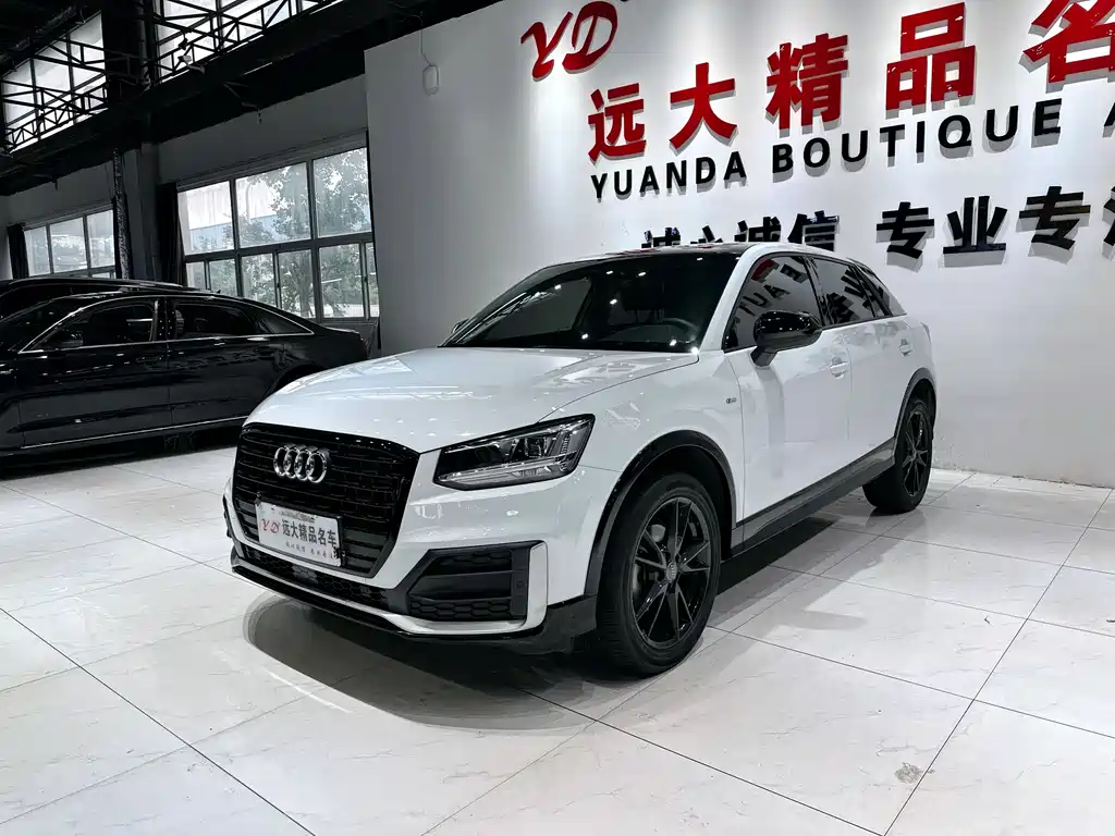 Audi Q2L 2020