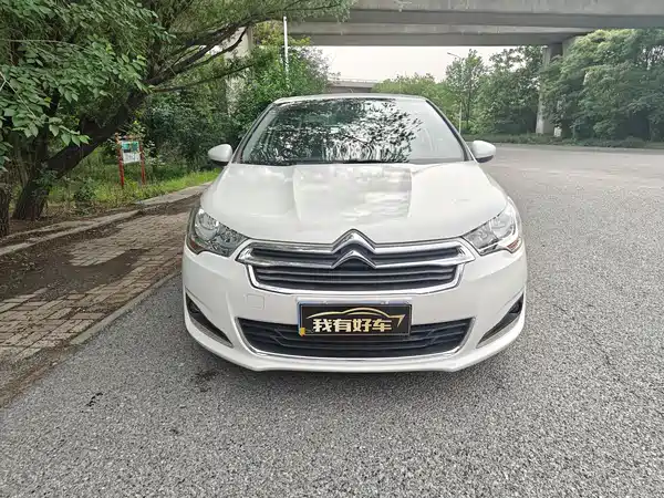 Citroën C4L 2013