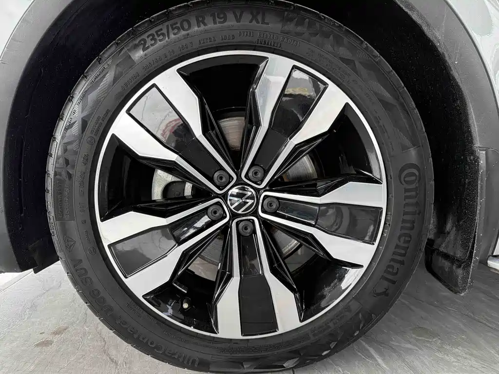 Volkswagen Tiguan L 2022 — фото 12