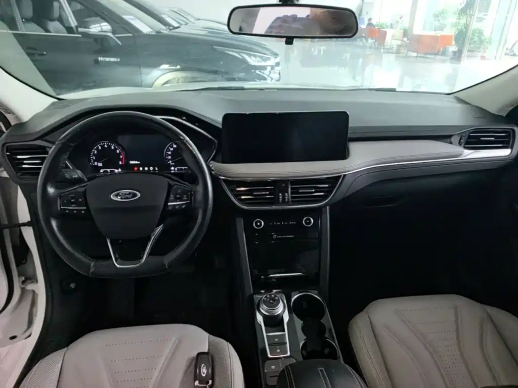 Ford Edge 2021 — фото 11