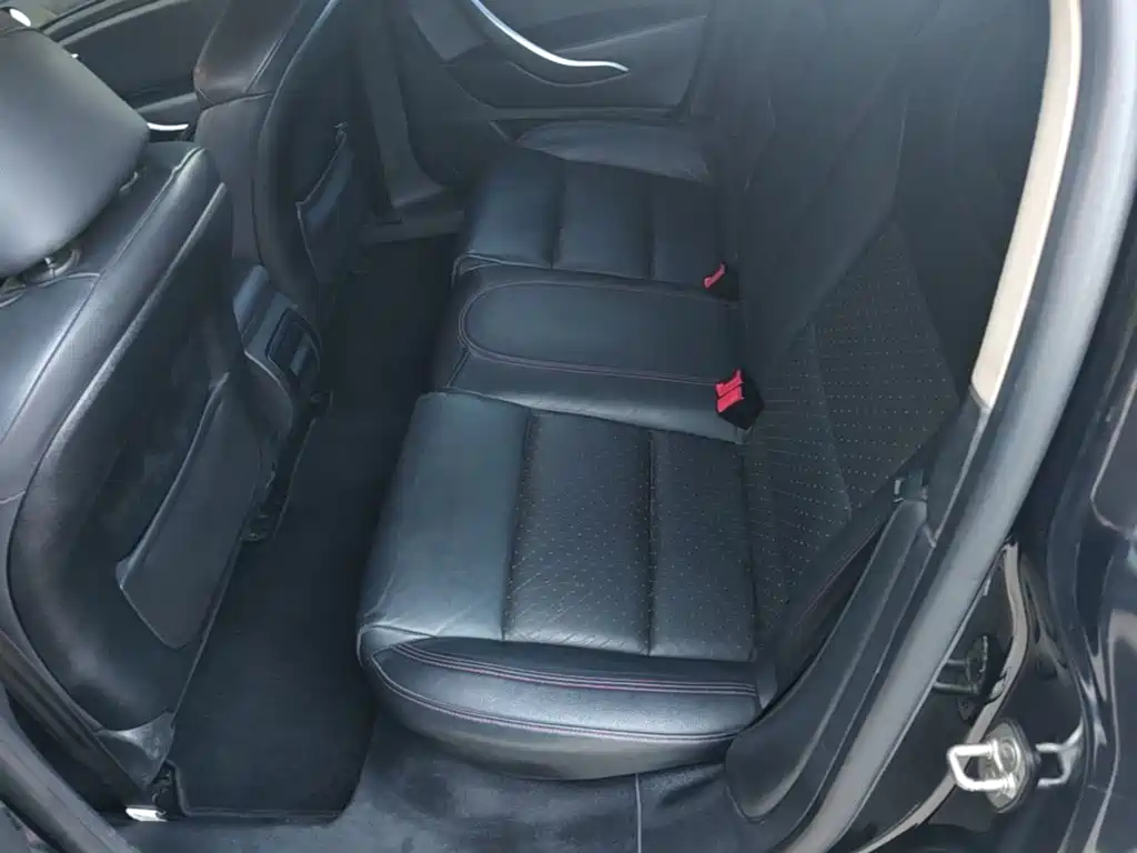 Citroën C5 2015 — фото 17