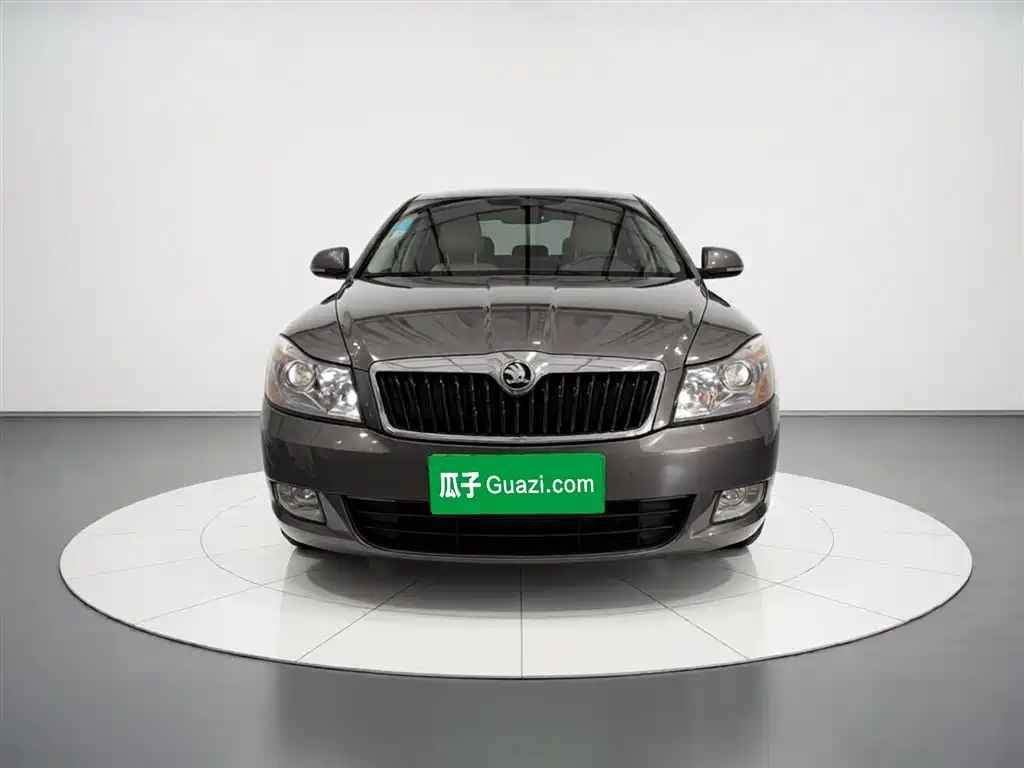 Skoda Octavia 2015 — фото 24