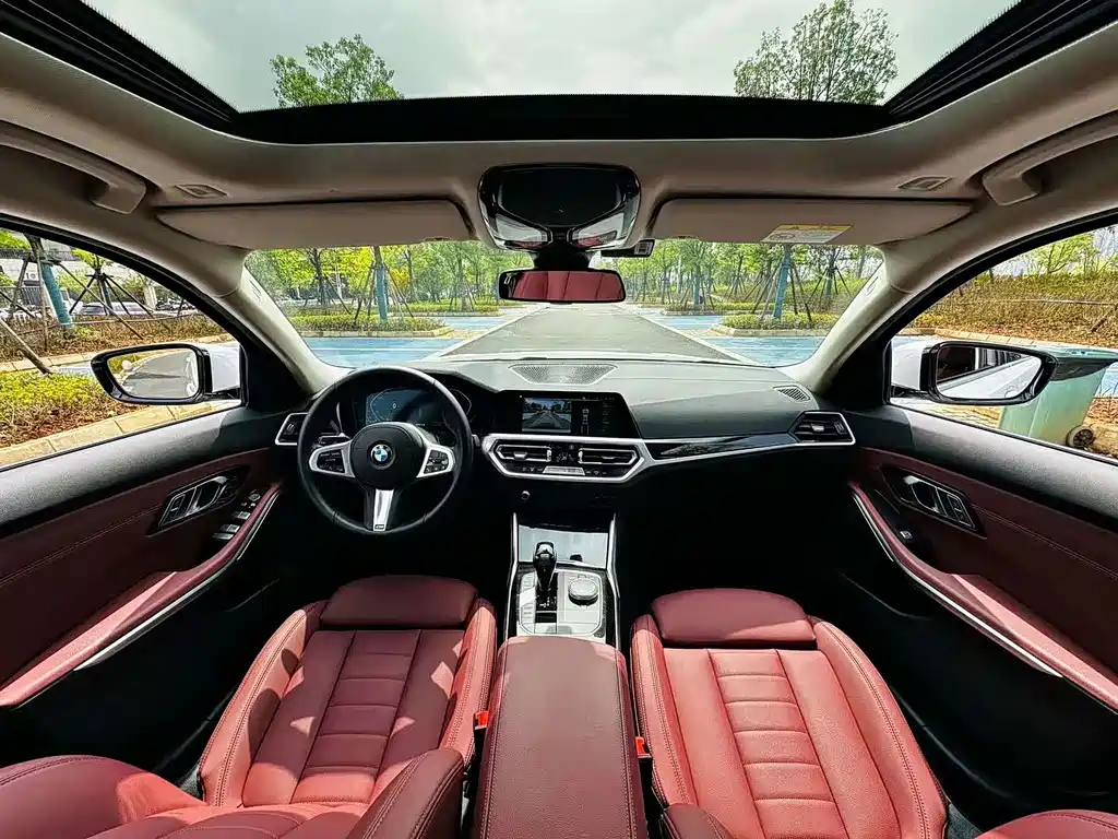 BMW 3 Series 2021