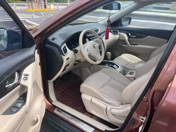 Nissan X-Trail 2014