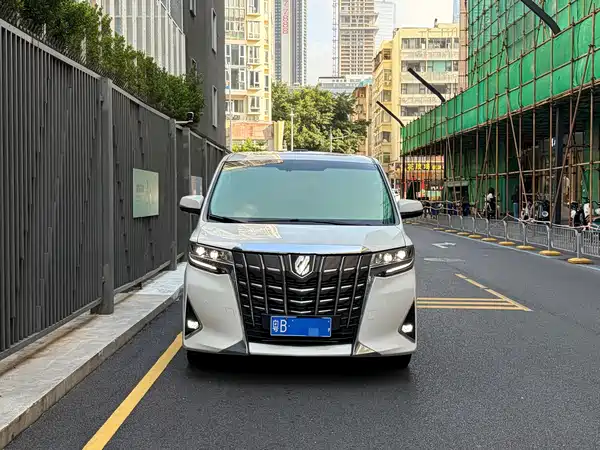 Toyota Alphard 2018