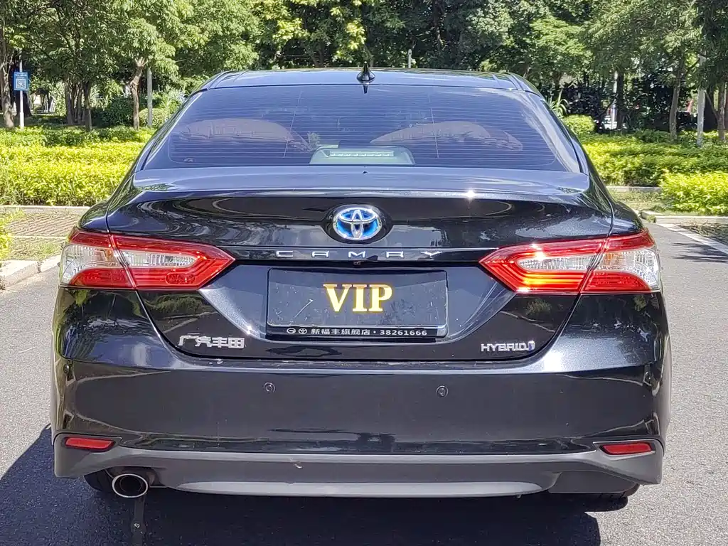 Toyota Camry 2021