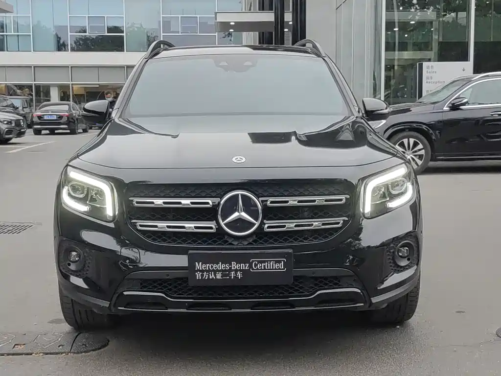 Mercedes-Benz GLB 2023 — фото 3