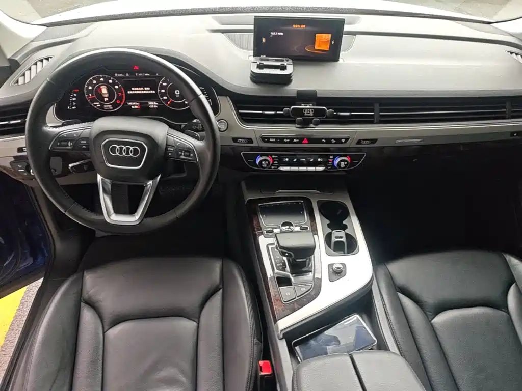 Audi Q7 2016 — фото 10