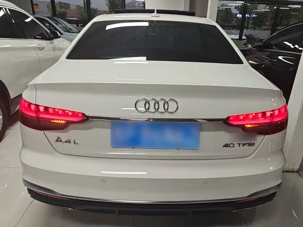 Audi A4L 2020
