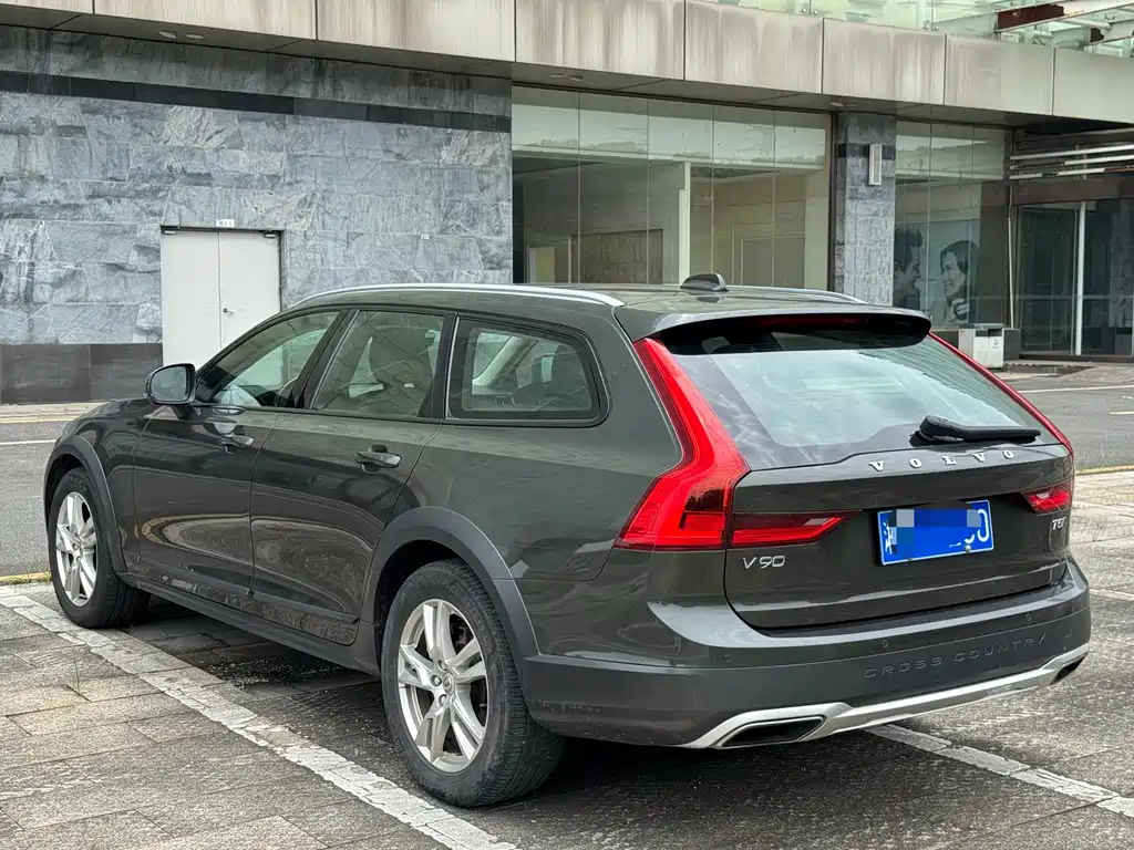 Volvo V90 2019 — фото 7