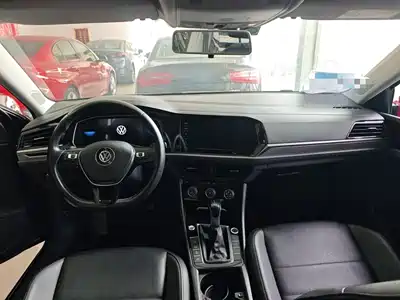 Volkswagen Sagitar 2021
