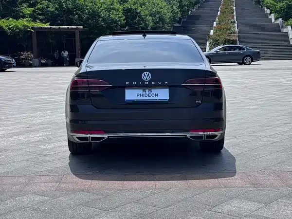 Volkswagen Phideon 2016