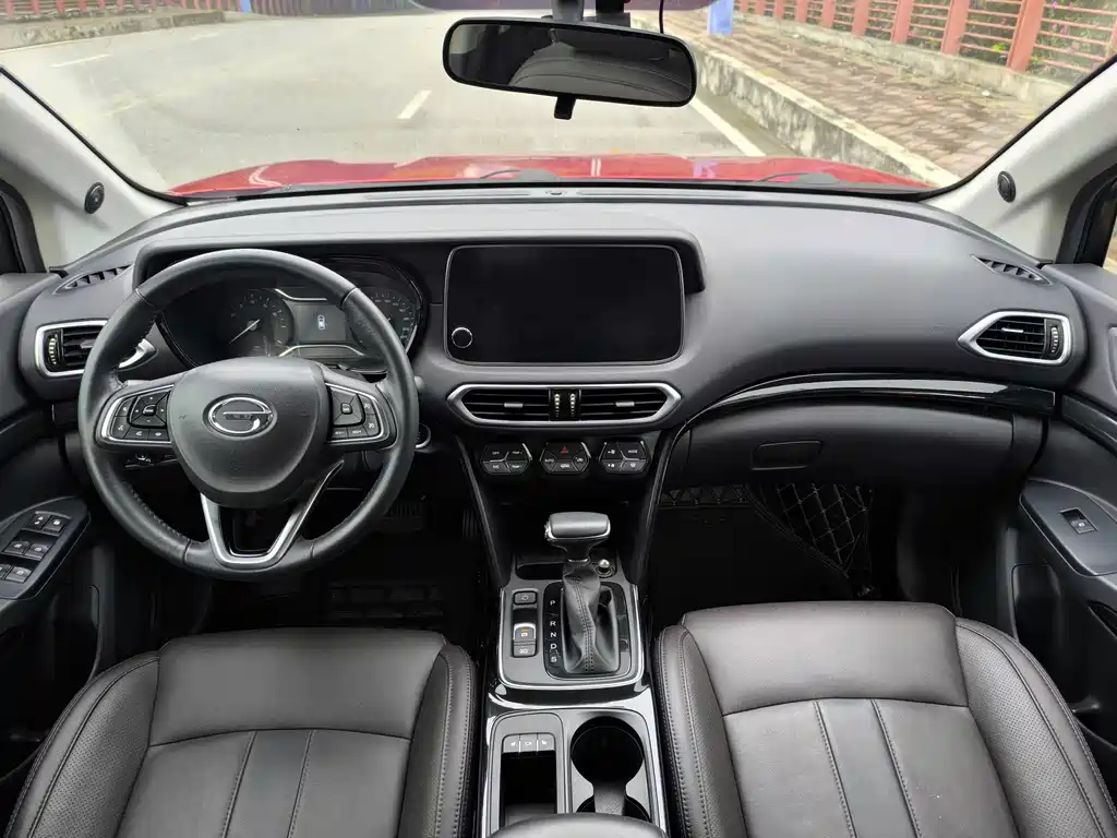 GAC Trumpchi GS4 2018 — фото 13
