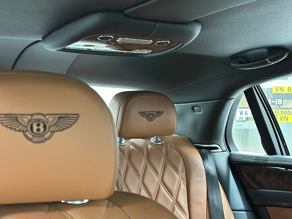 Bentley Flying Spur 2014 — фото 9