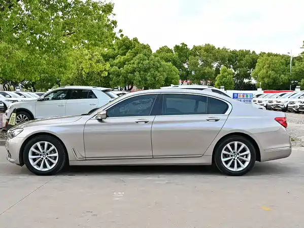 BMW 7 Series 2016