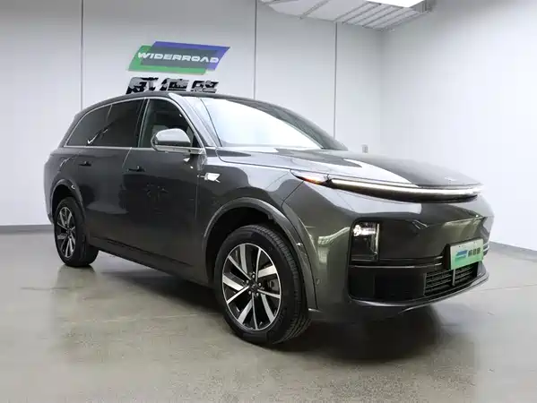Li Auto L8 2023