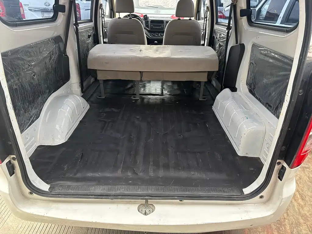 Wuling Hongguang V 2022 — фото 13