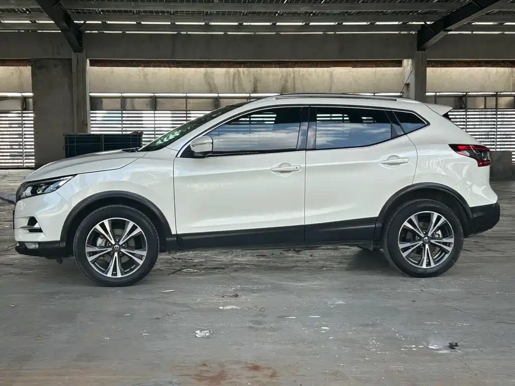 Nissan Qashqai 2022 — фото 4