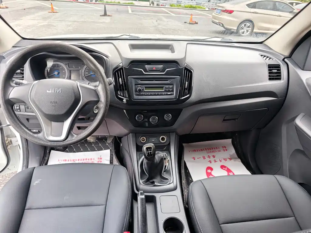 Isuzu RE-MAX 2019 — фото 9