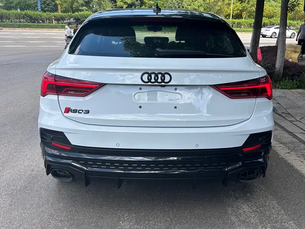 Audi Q3 Sportback 2020 — фото 11