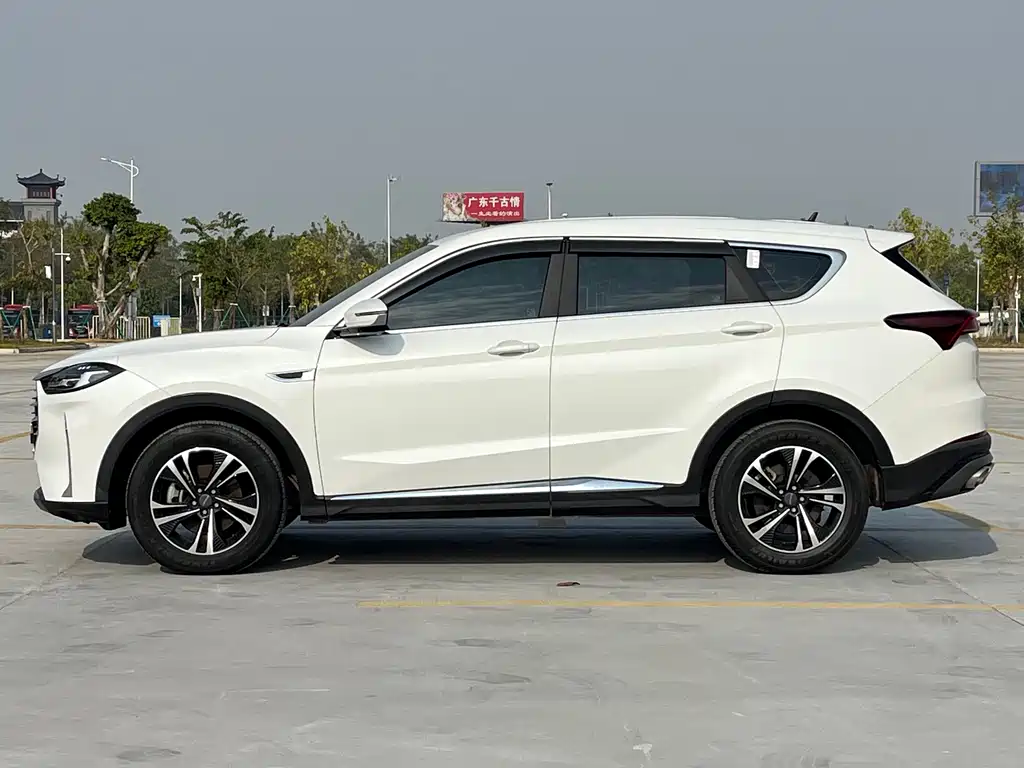 Jetour X70 PLUS 2021 — фото 11