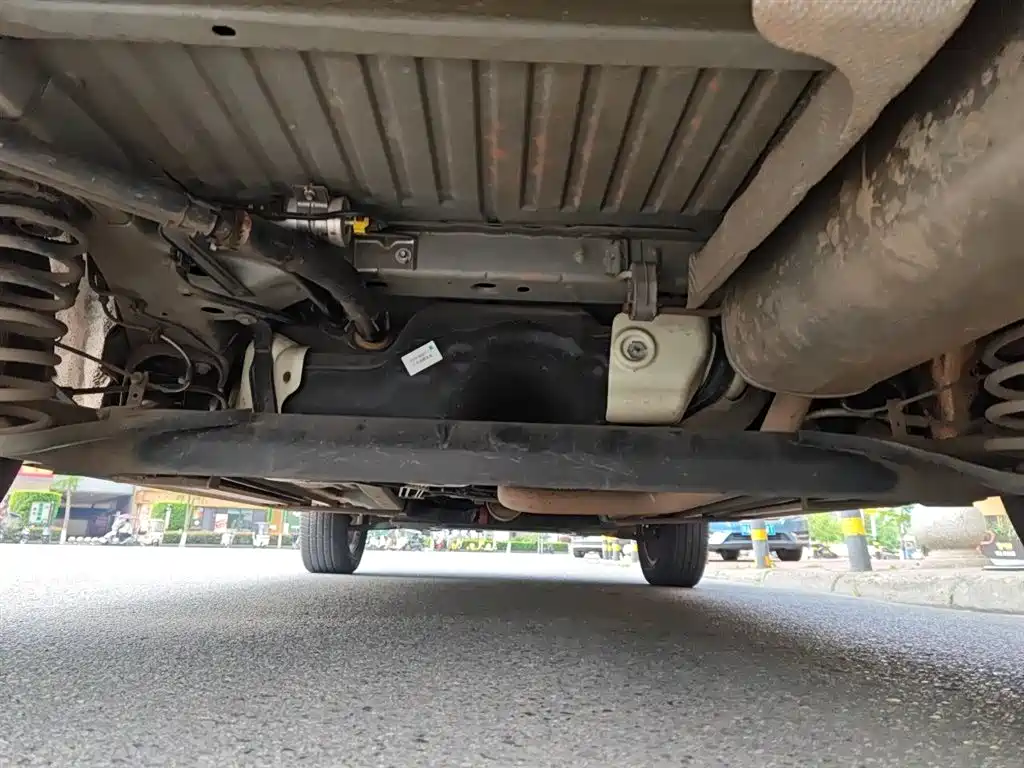 Ford Ecosport 2015 — фото 25