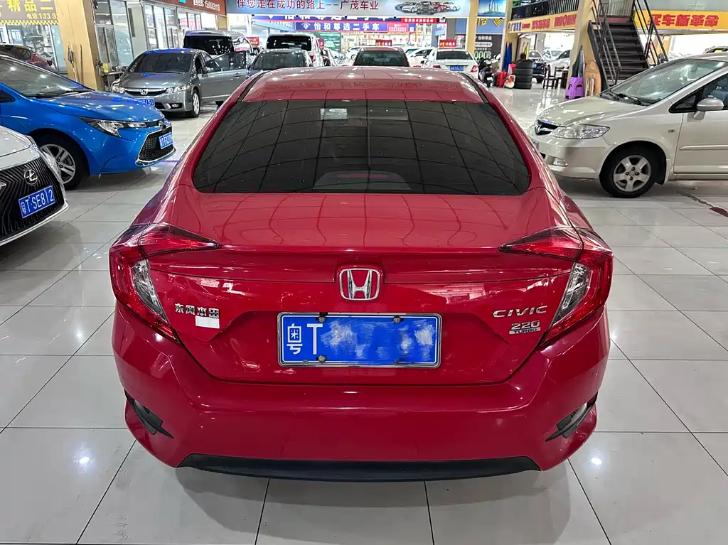 Honda Civic 2020 — фото 8