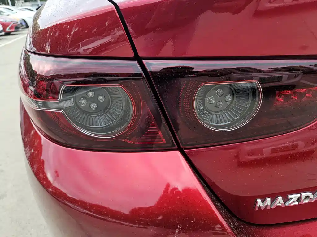 Mazda 3 Axela 2020 — фото 14
